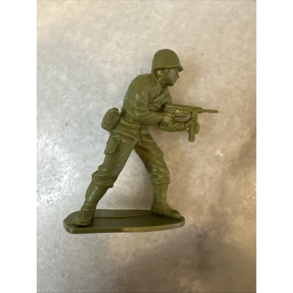 Vintage Green 54mm Toy‎ Soldiers Set Of 11